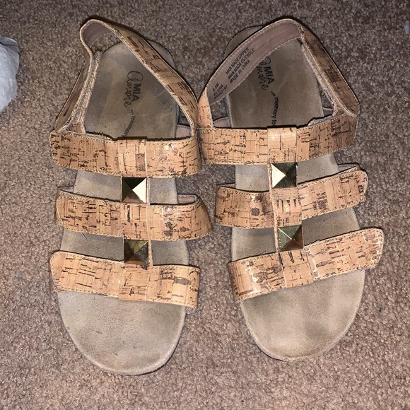 Mia amore memory foam sandals - Picture 2 of 7